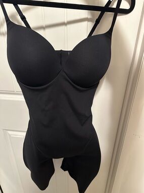 SKIMS Onyx Black Ultimate Body Bodysuit Butt and Hip Pads